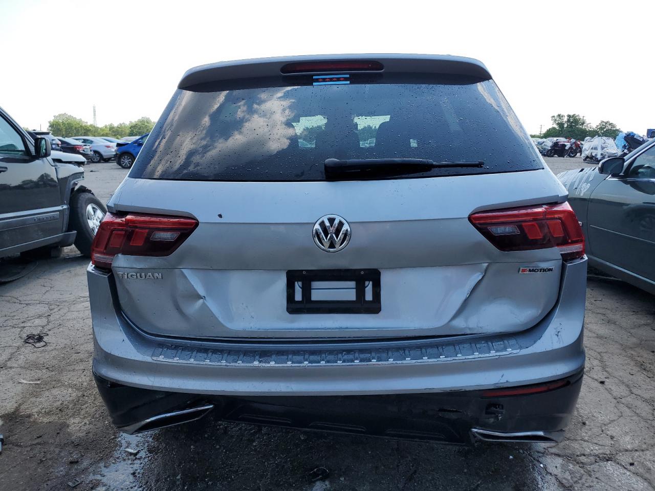 2019 Volkswagen Tiguan S vin: 3VV0B7AX2KM143984