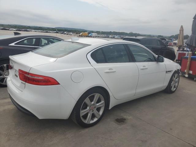 VIN SAJAD4BN0HA970530 2017 Jaguar XE, Premium no.3