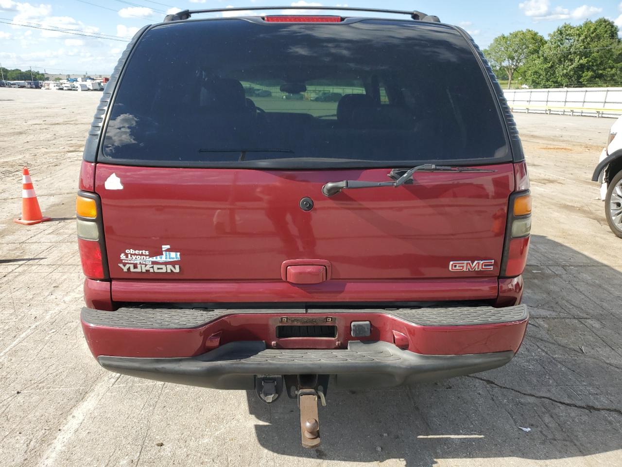 1GKEK63UX4J259438 2004 GMC Yukon Denali