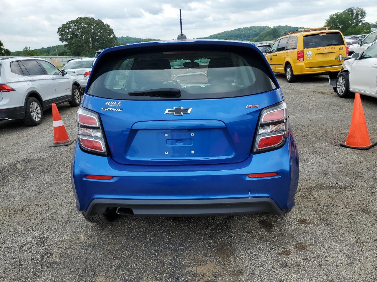 1G1JD6SB0K4130505 2019 Chevrolet Sonic Lt