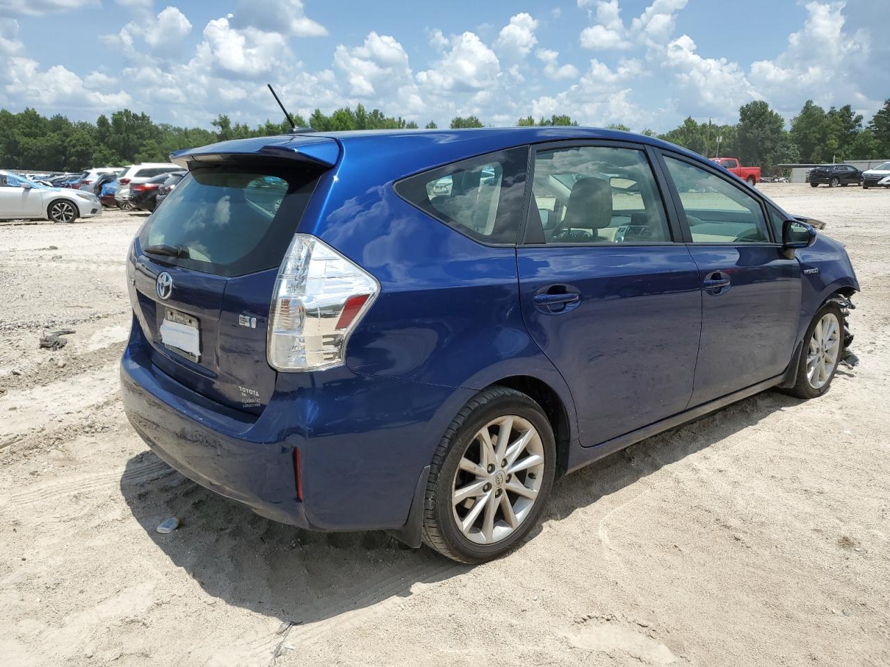 JTDZN3EUXC3037209 2012 Toyota Prius V