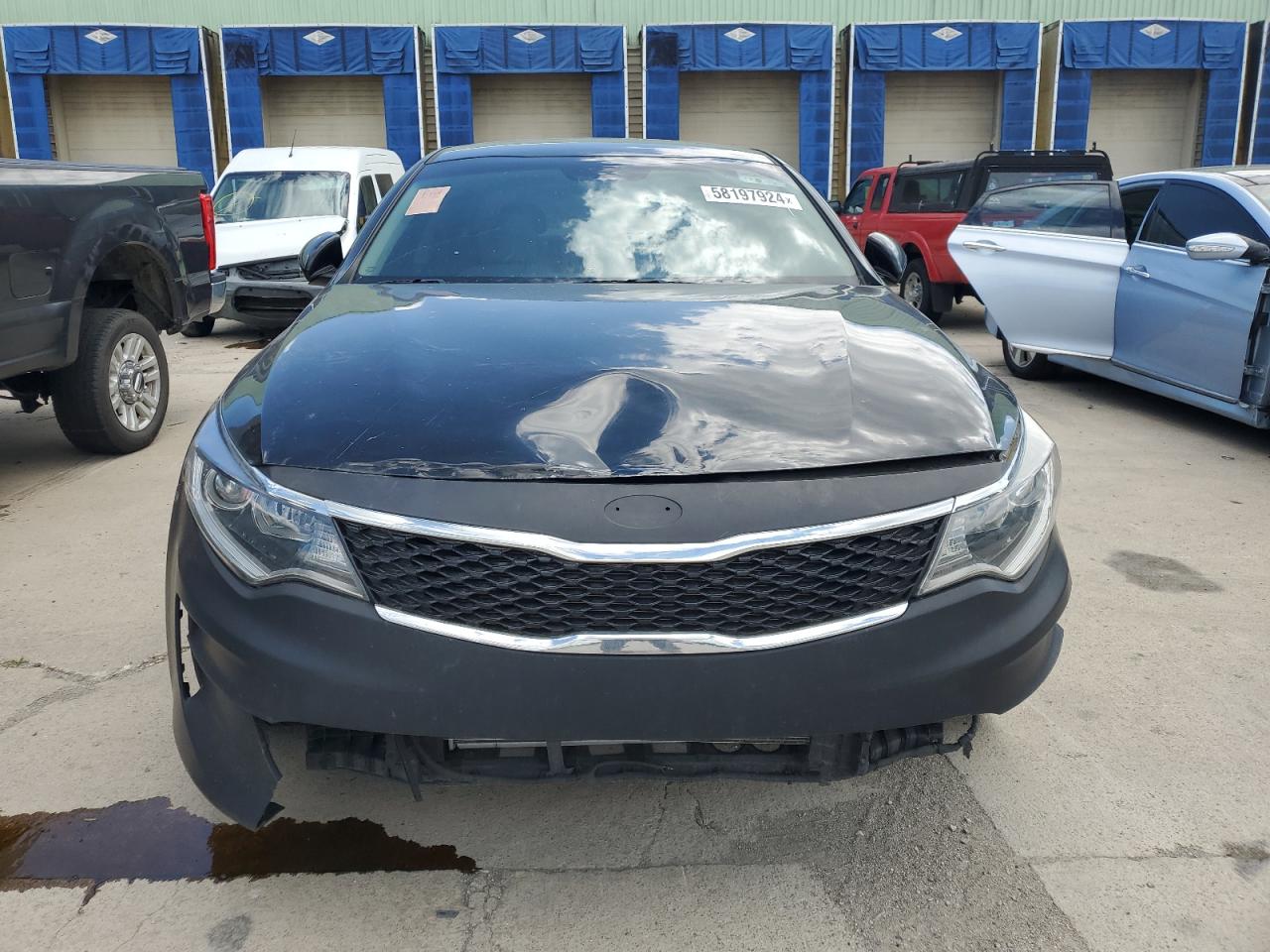 2016 Kia Optima Lx vin: 5XXGT4L31GG037991