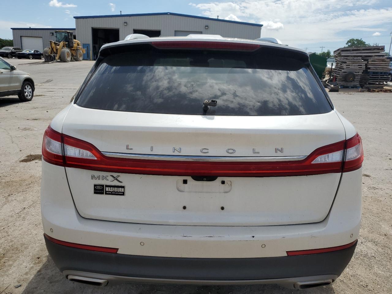 2LMTJ6LR6GBL43766 2016 Lincoln Mkx Reserve