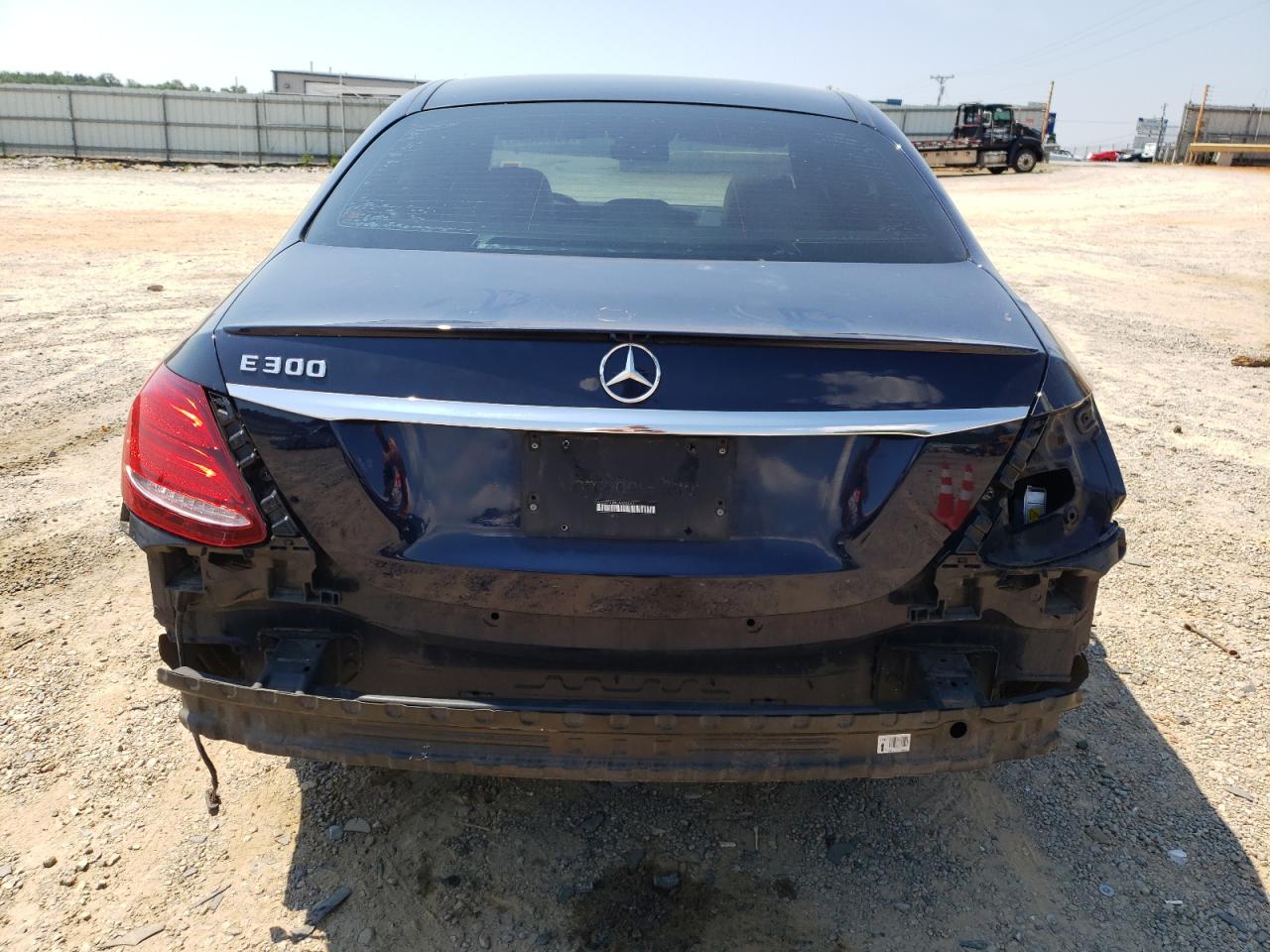 WDDZF4JB8JA476060 2018 Mercedes-Benz E 300