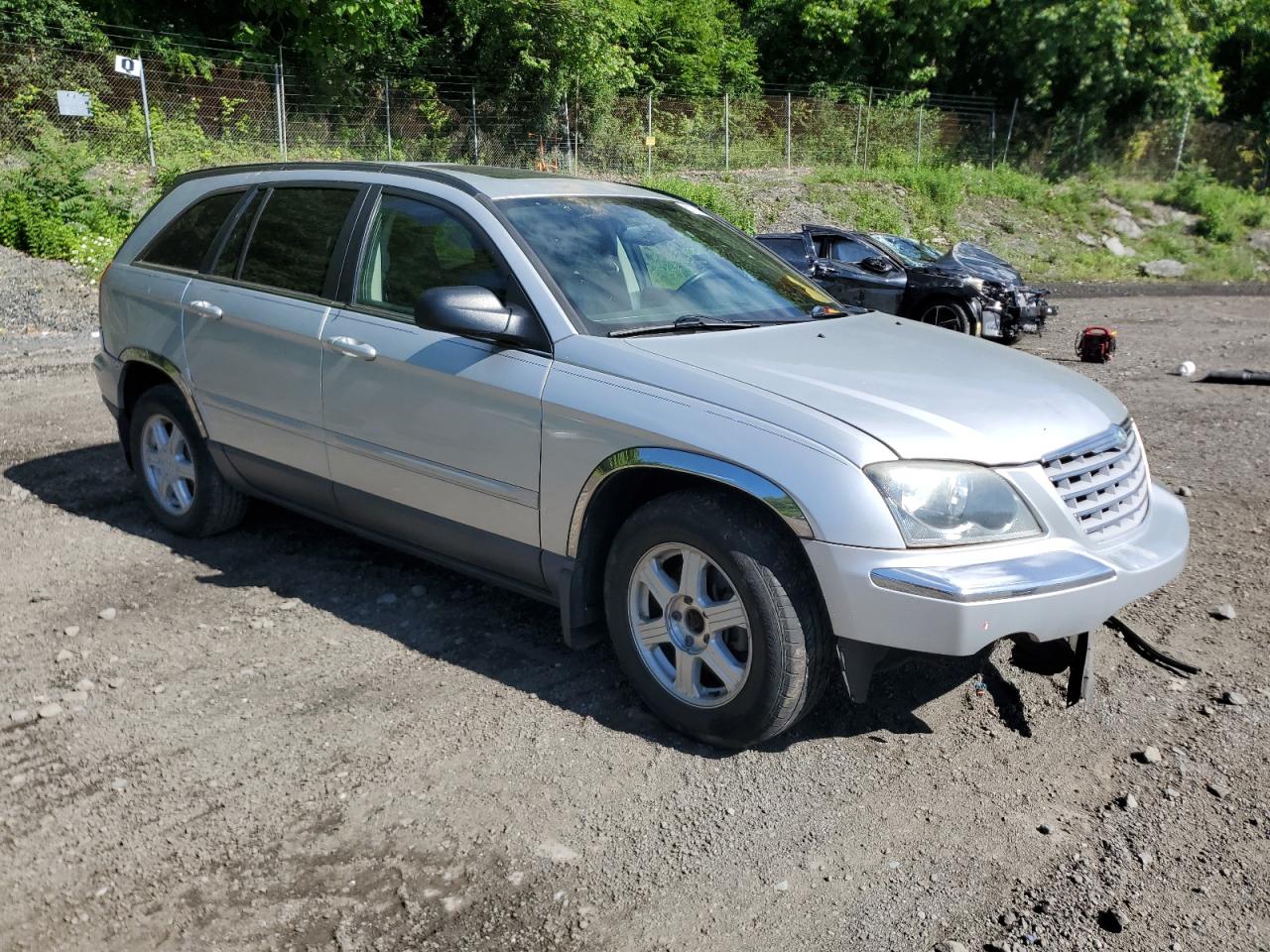 2C8GF68465R584164 2005 Chrysler Pacifica Touring