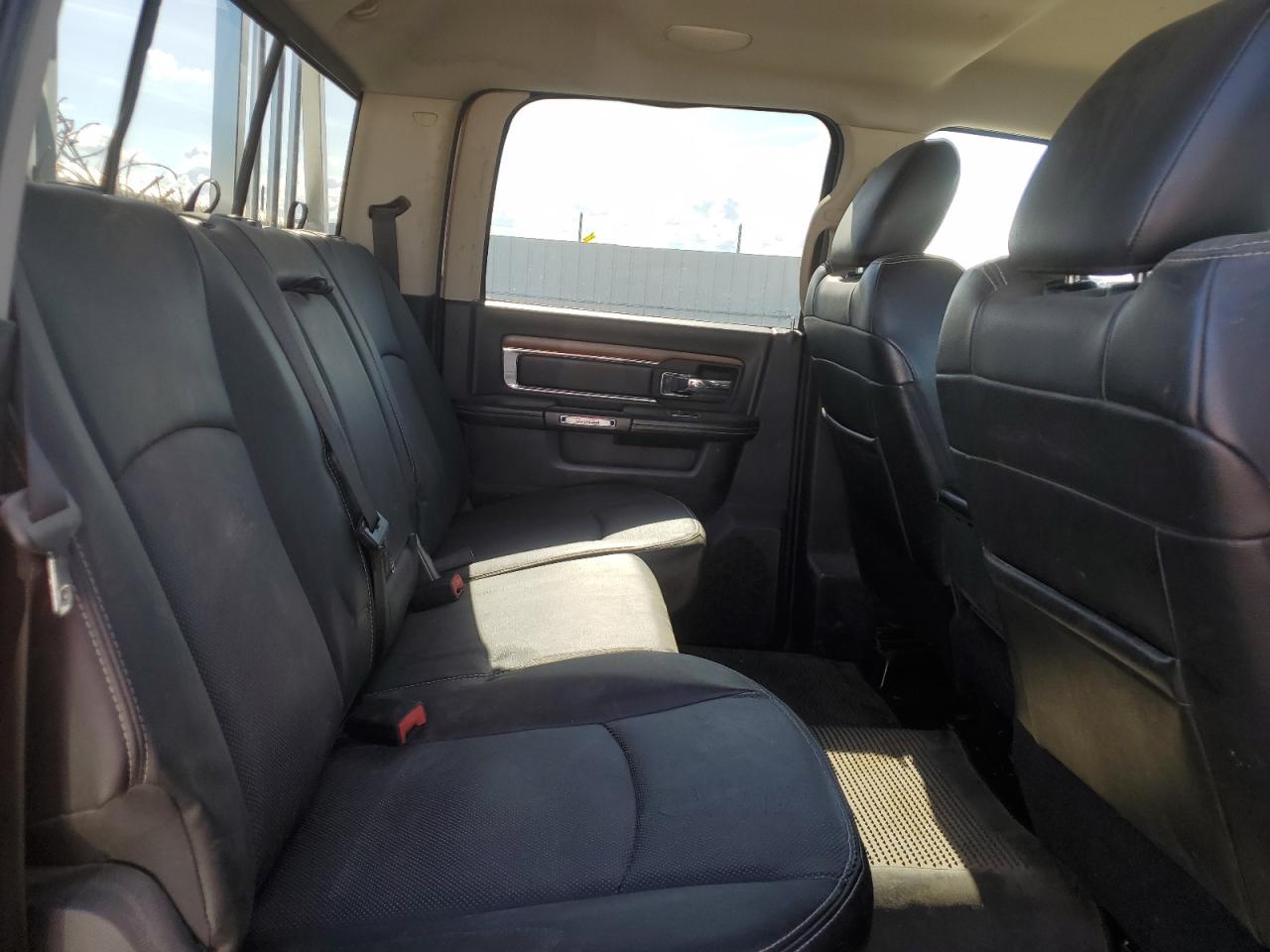 3C63R3JL7EG223322 2014 Ram 3500 Laramie