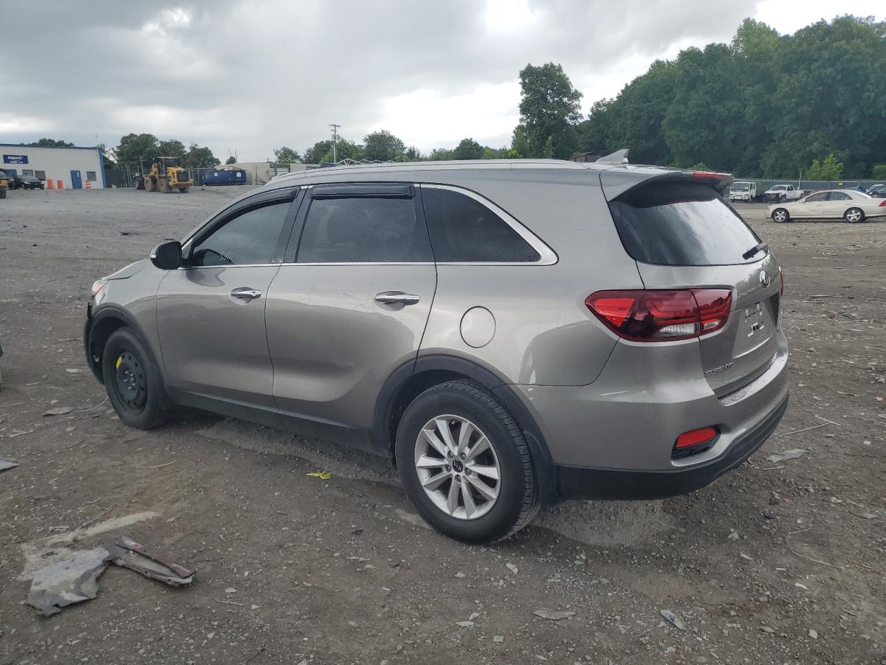 2019 Kia Sorento L vin: 5XYPG4A38KG526559