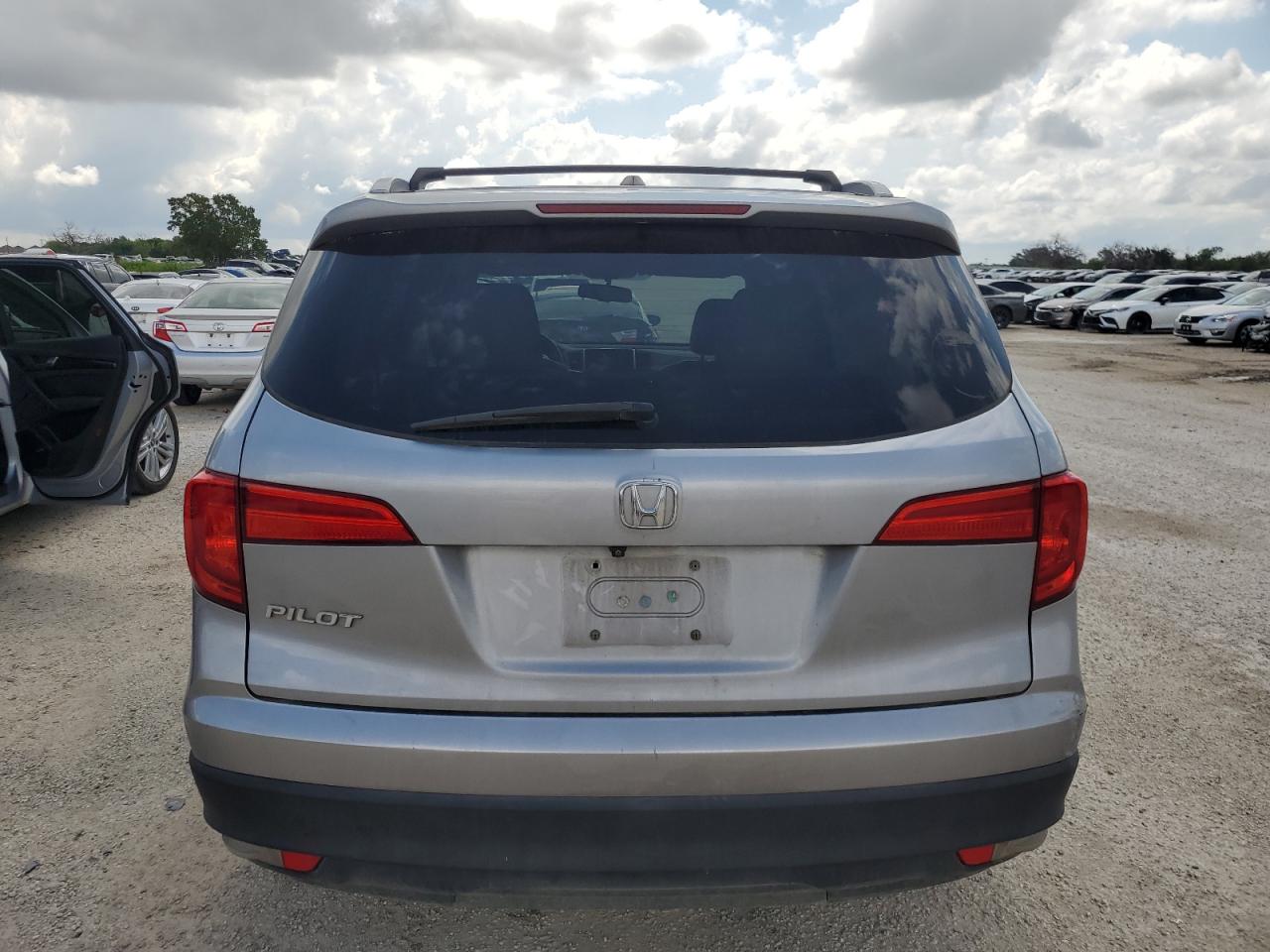 5FNYF5H79GB038709 2016 Honda Pilot Exln