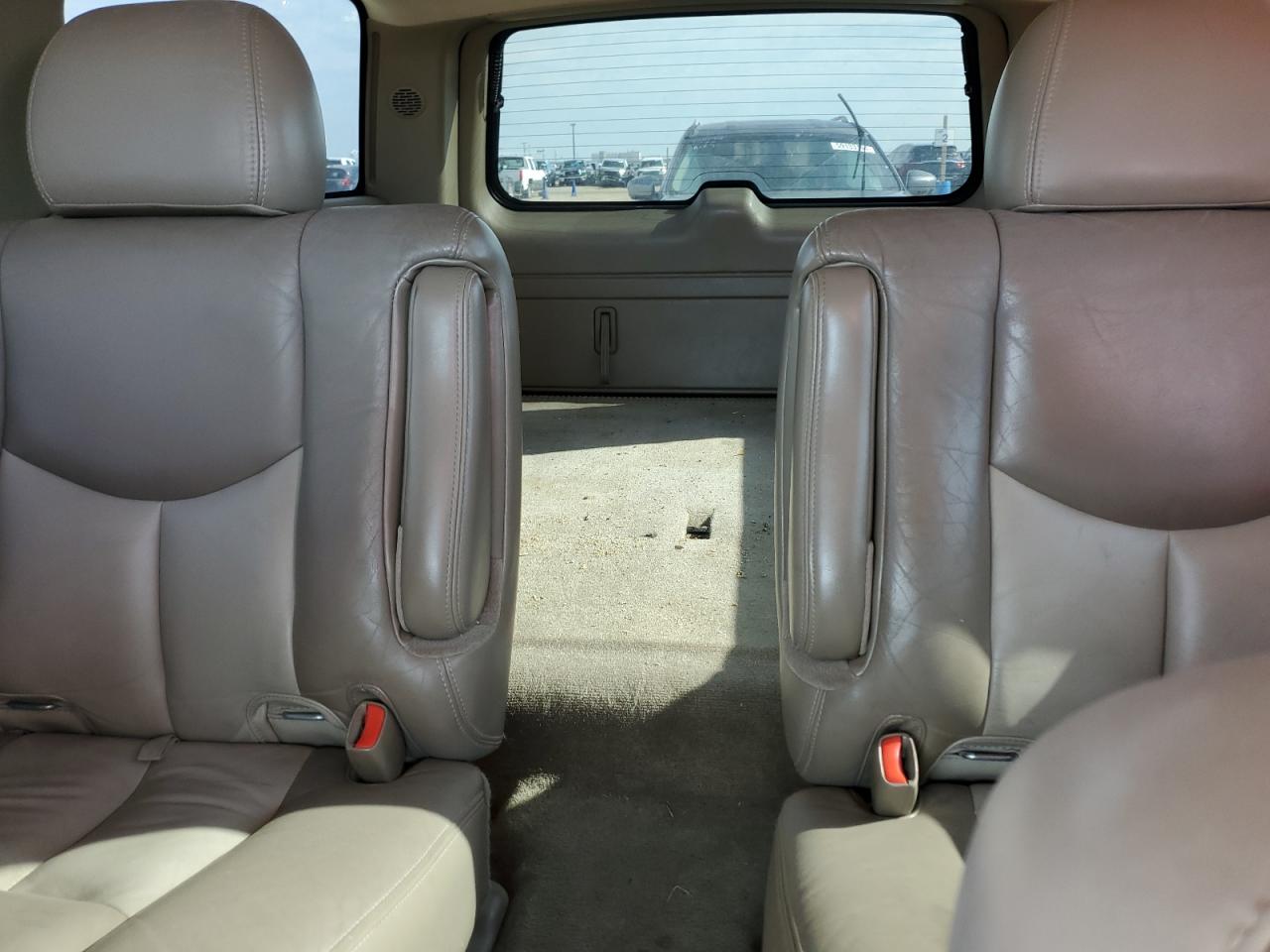 1GKFK66U75J167933 2005 GMC Yukon Xl Denali