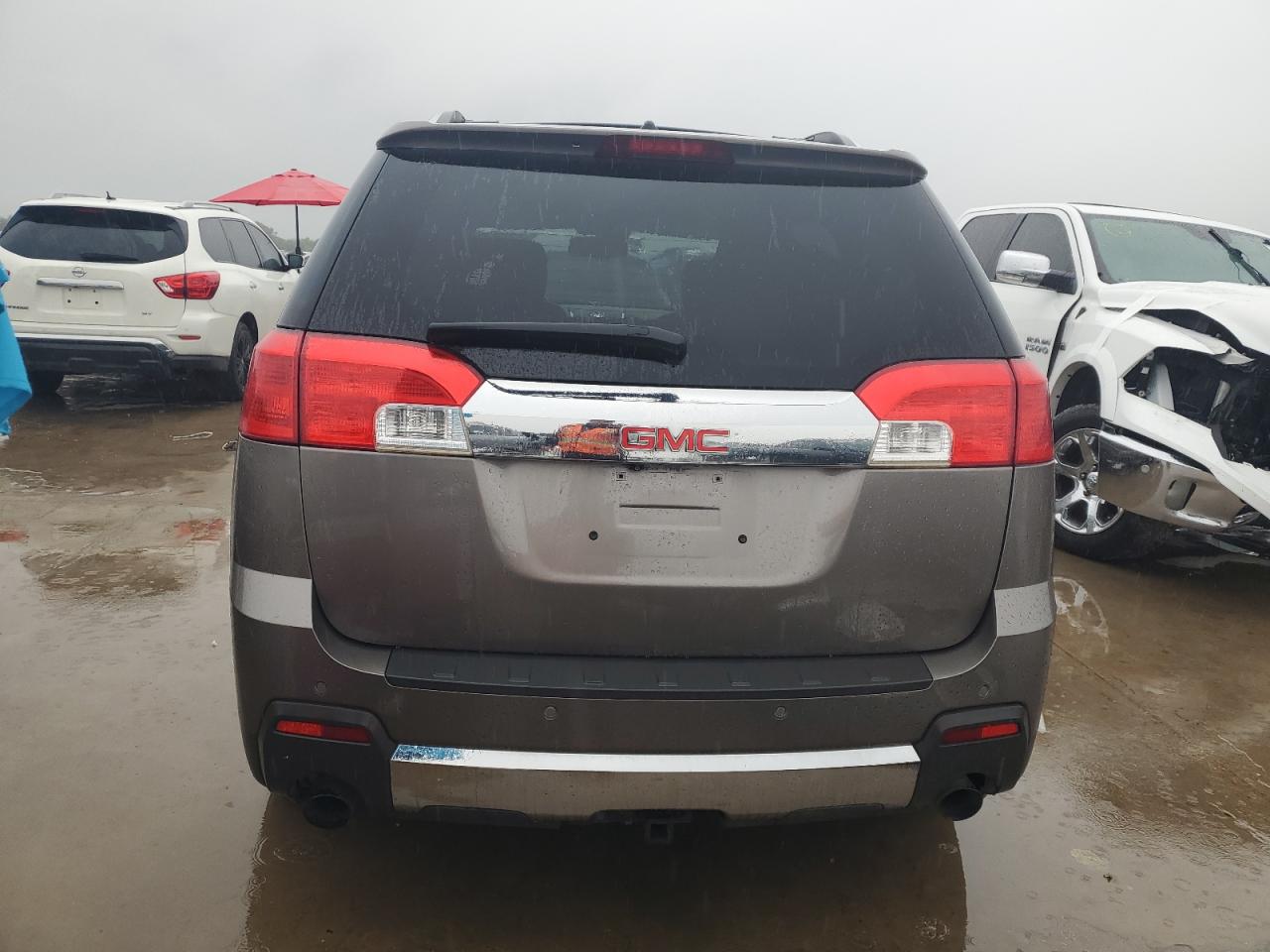 2CTFLJEY7A6244067 2010 GMC Terrain Slt
