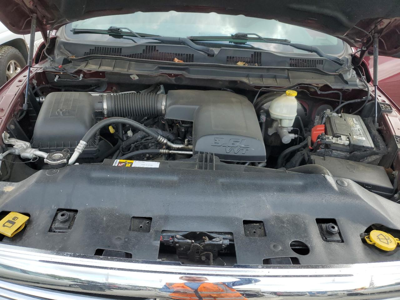 1C6RR7GG4GS388297 2016 Ram 1500 Slt