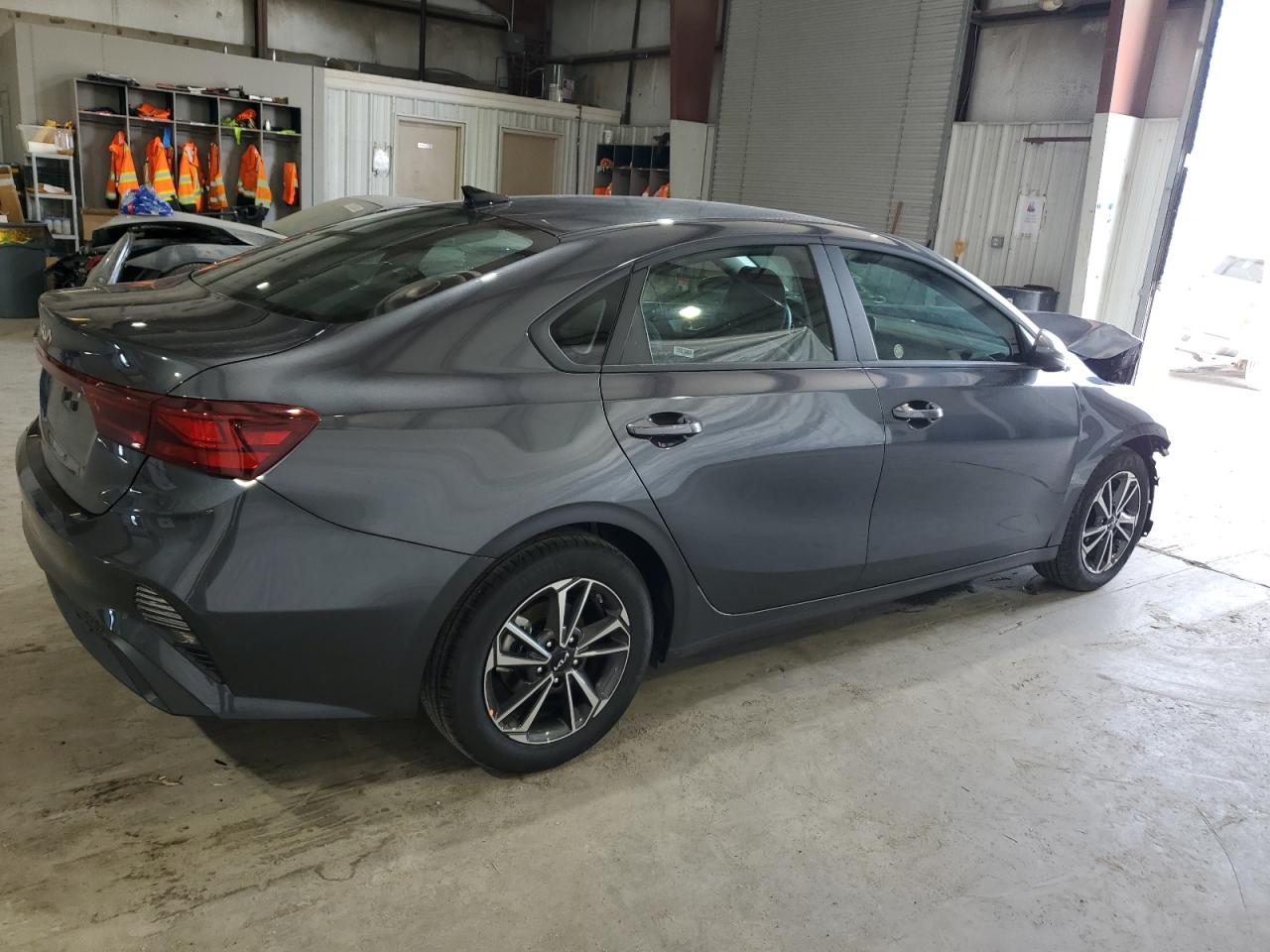 2024 Kia Forte Lx vin: 3KPF24AD3RE739901