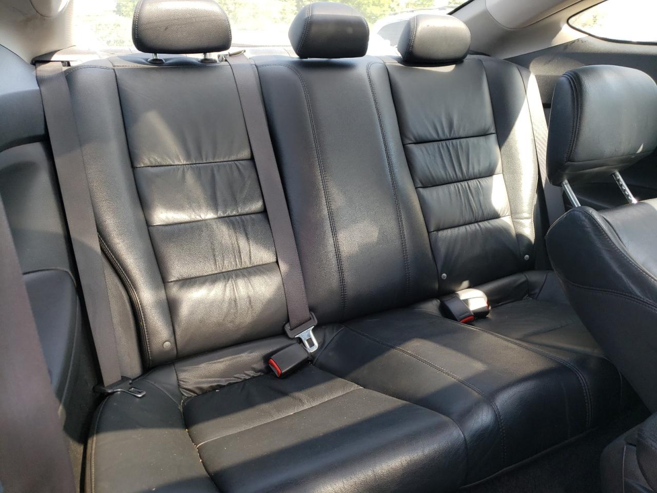 1HGCS22819A008901 2009 Honda Accord Exl