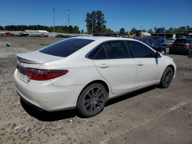 VIN 4T1BF1FK0GU157872 2016 Toyota Camry, LE no.3