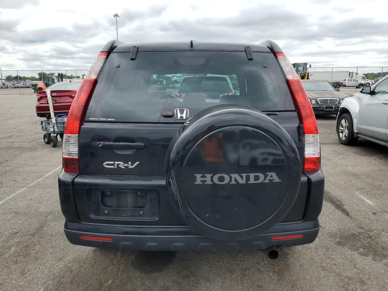 JHLRD78955C032944 2005 Honda Cr-V Se