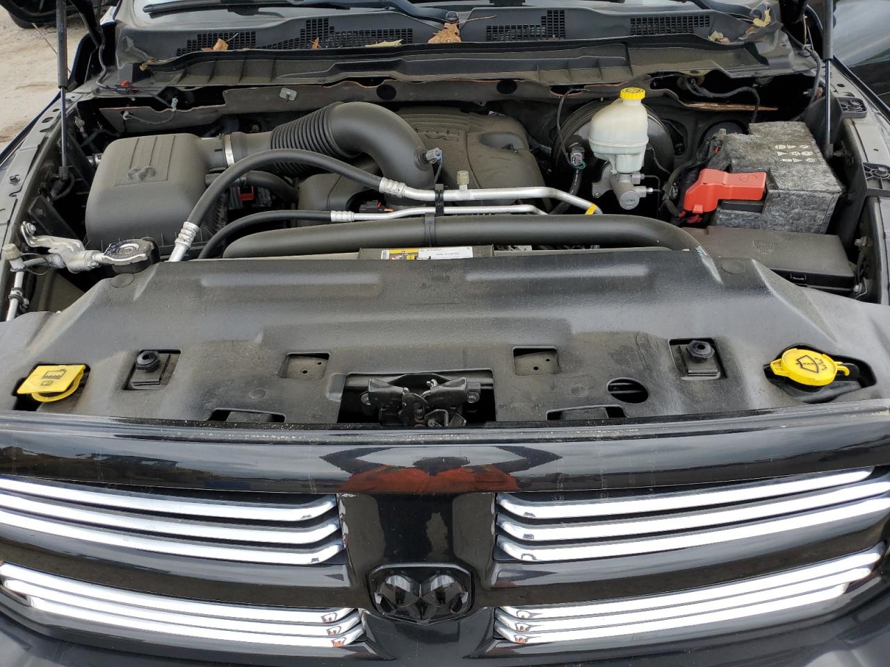 1C6RR7MT0GS129324 2016 Ram 1500 Sport