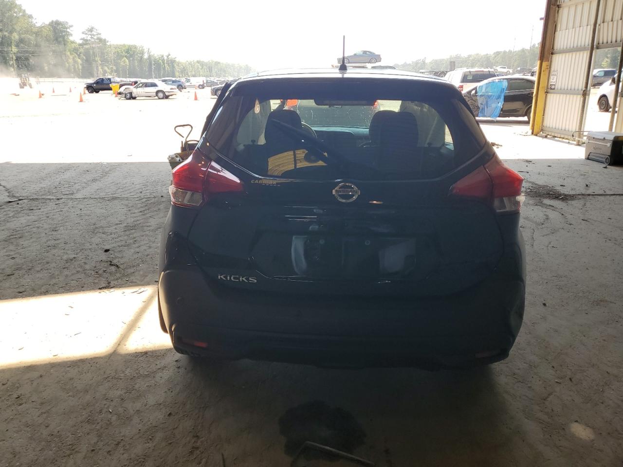 3N1CP5BV2LL558635 2020 Nissan Kicks S