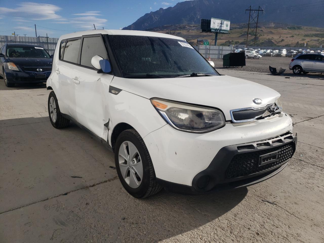 2014 Kia Soul vin: KNDJN2A24E7737461