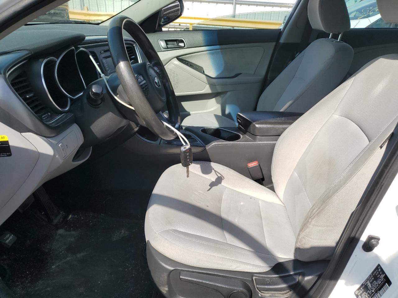 5XXGM4A71EG320410 2014 Kia Optima Lx