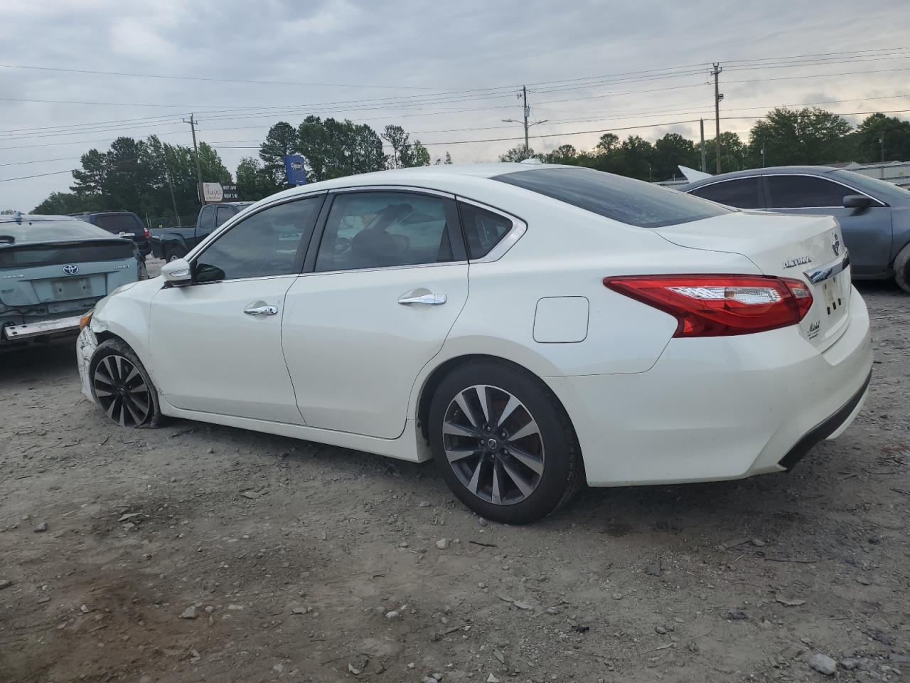 2016 Nissan Altima 2.5 vin: 1N4AL3AP7GC286825