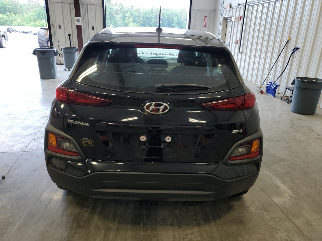 KM8K1CAA1MU709528 2021 Hyundai Kona Se