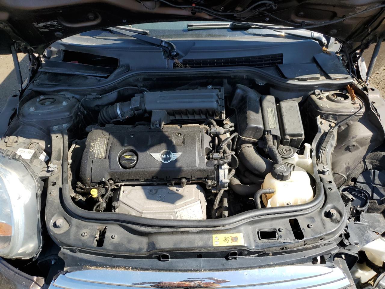 WMWSU3C55BT252153 2011 Mini Cooper