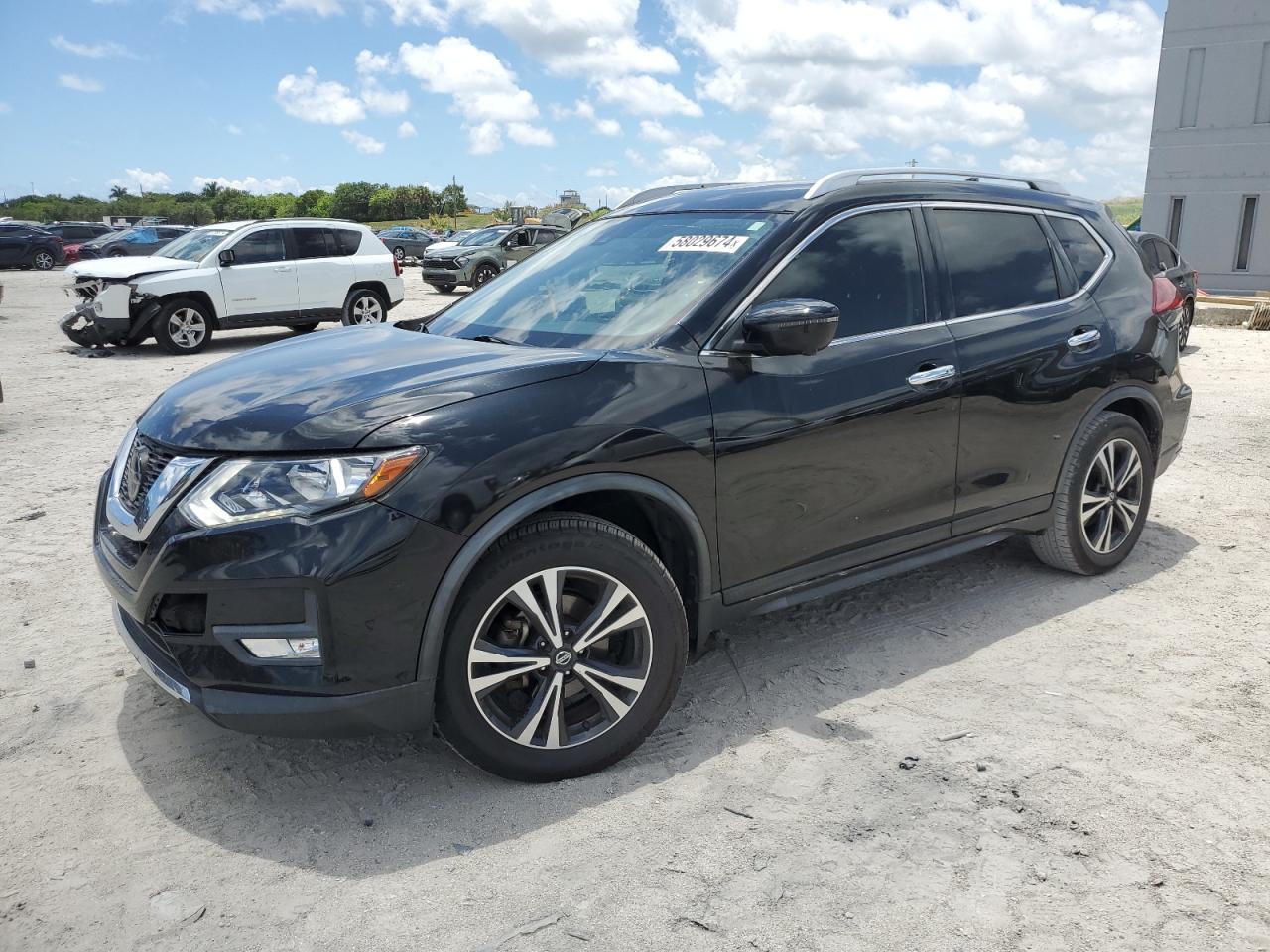 JN8AT2MT7KW501189 2019 Nissan Rogue S