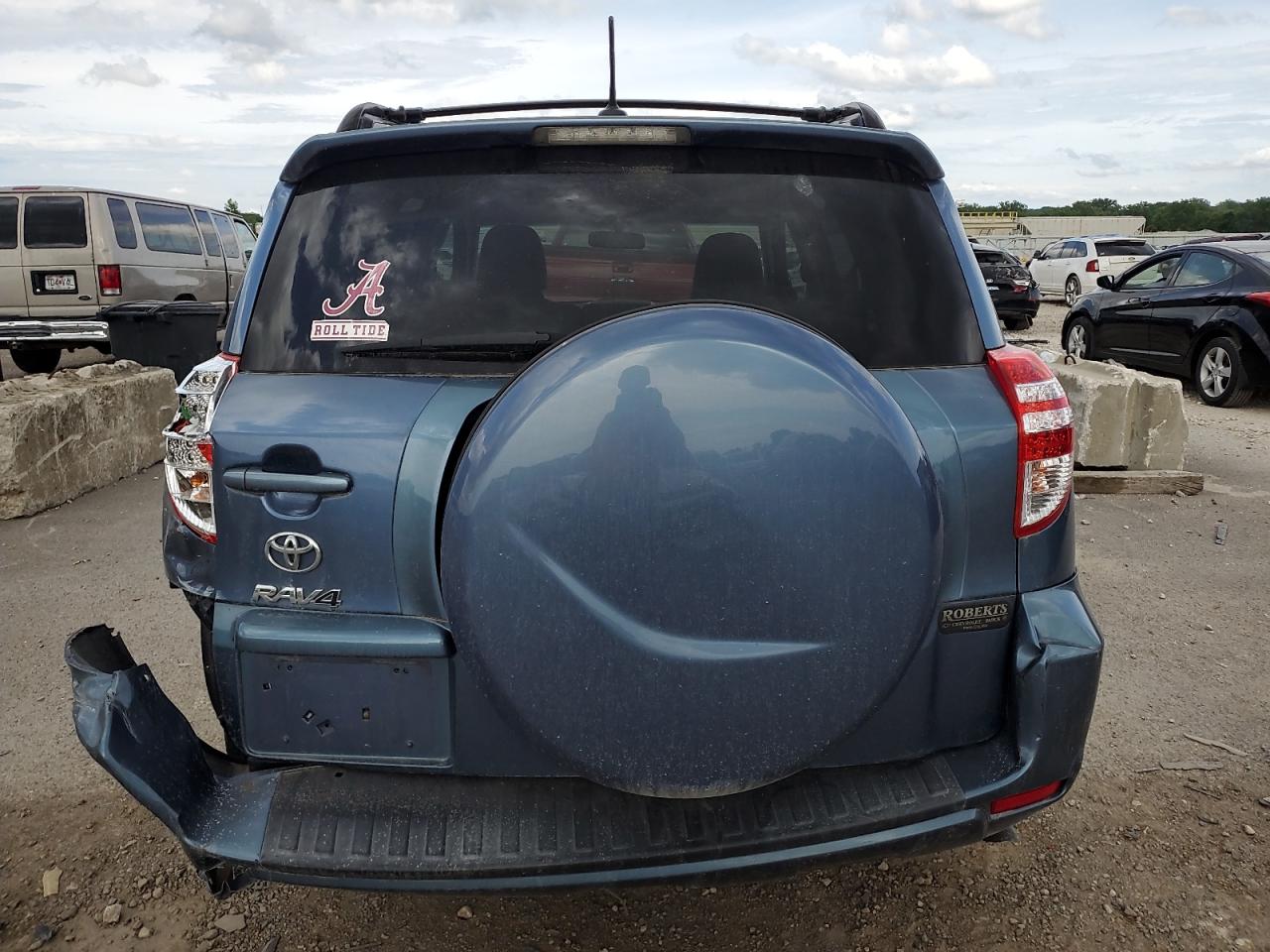 JTMKF4DV4B5032444 2011 Toyota Rav4