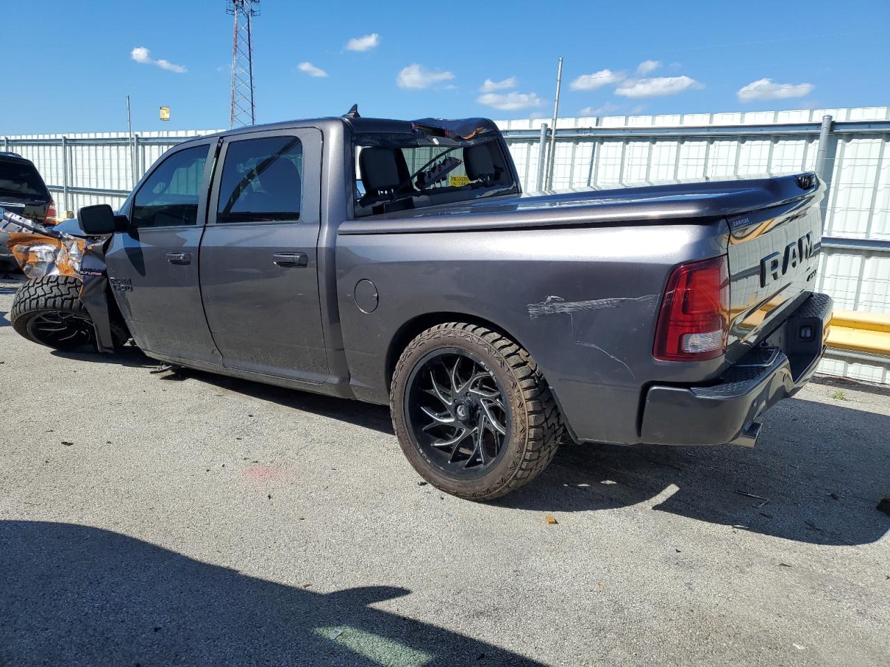 2018 Ram 1500 Sport vin: 1C6RR7MT1JS212400