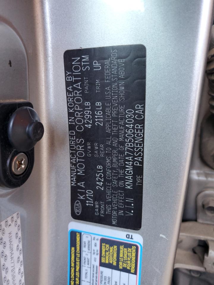 KNAGM4A77B5064030 2011 Kia Optima Lx