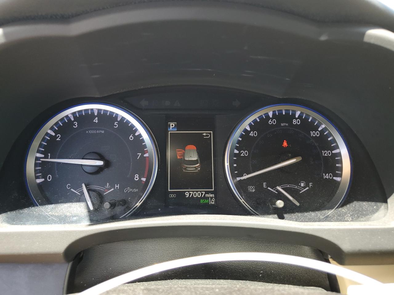 5TDKZRFH3HS518984 2017 Toyota Highlander Se