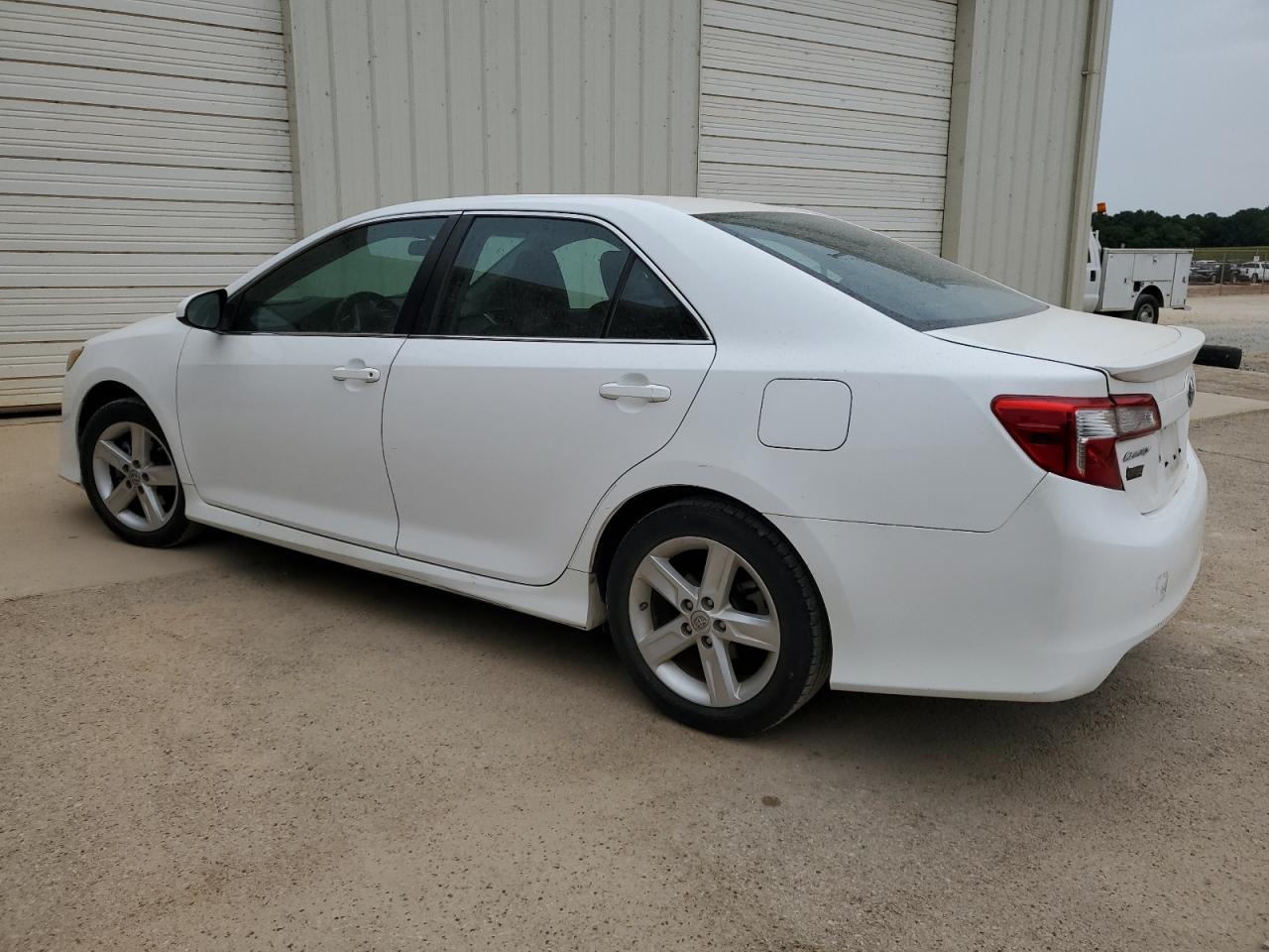 4T1BF1FK4EU818686 2014 Toyota Camry L