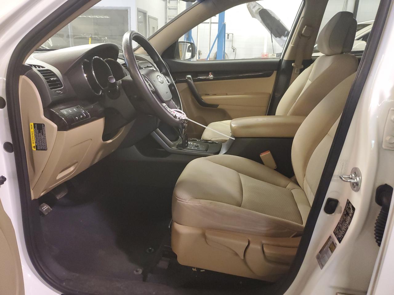 5XYKT4A61CG213192 2012 Kia Sorento Base