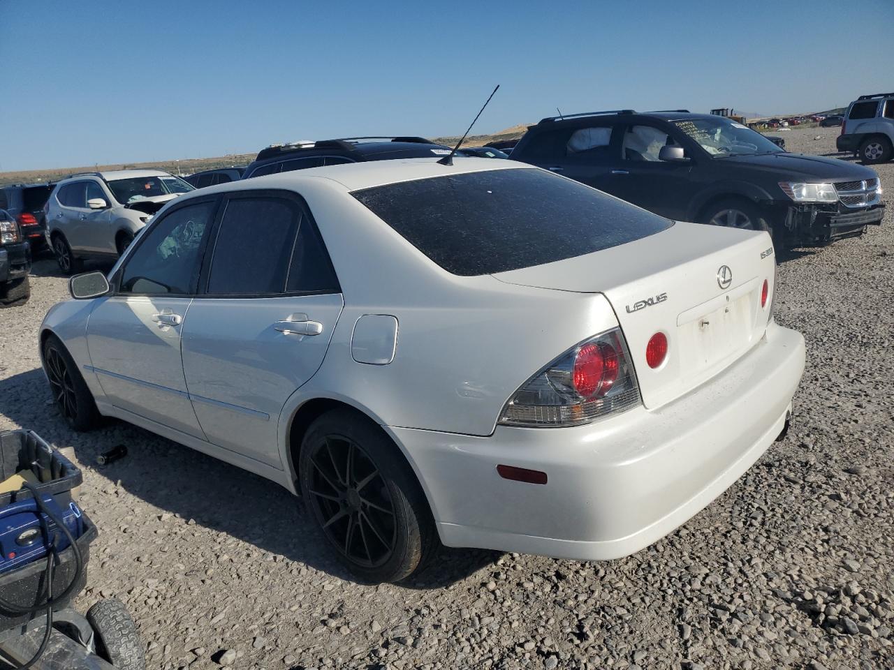 JTHBD192420054748 2002 Lexus Is 300