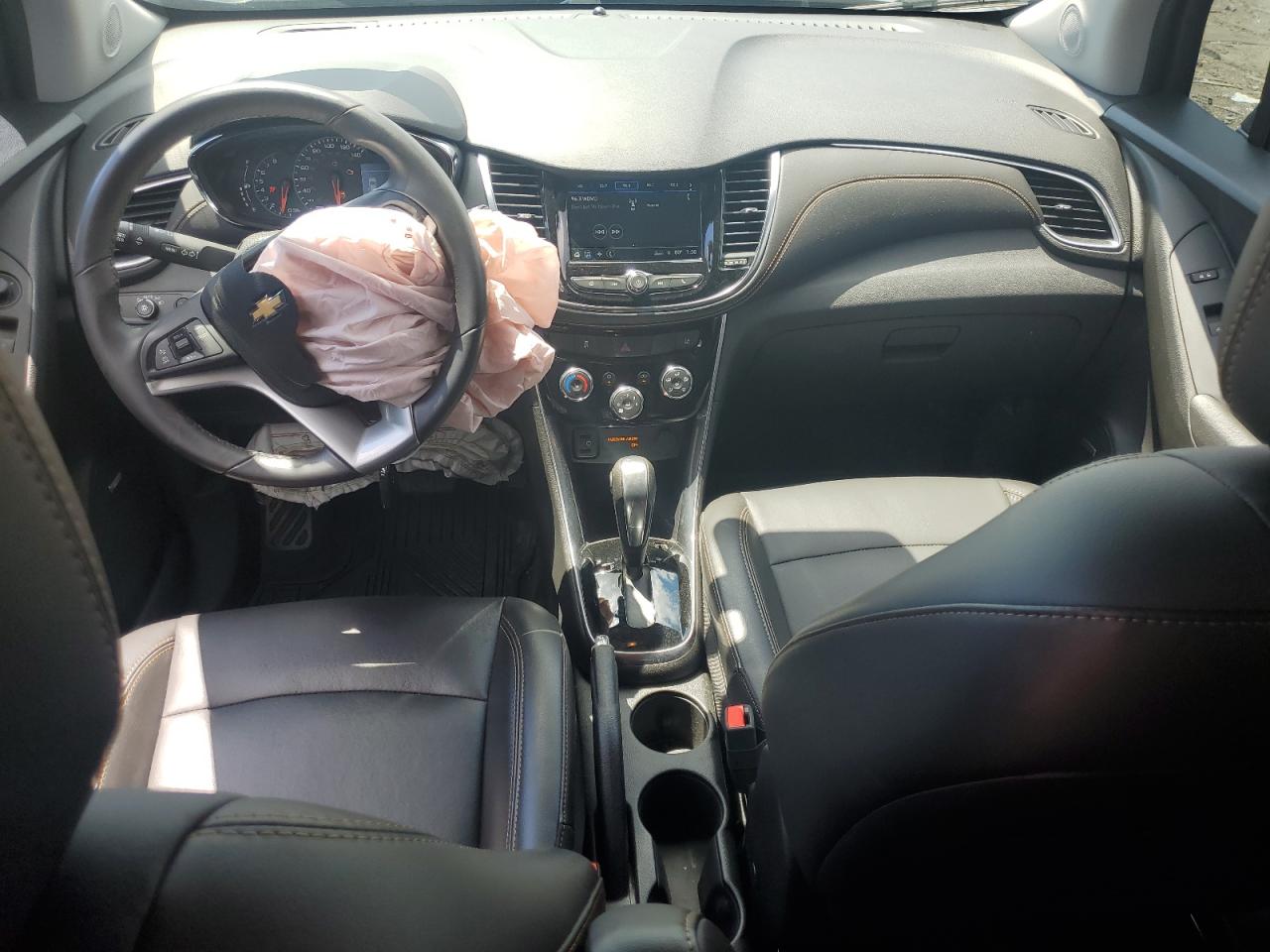 3GNCJRSB9JL263967 2018 Chevrolet Trax Premier