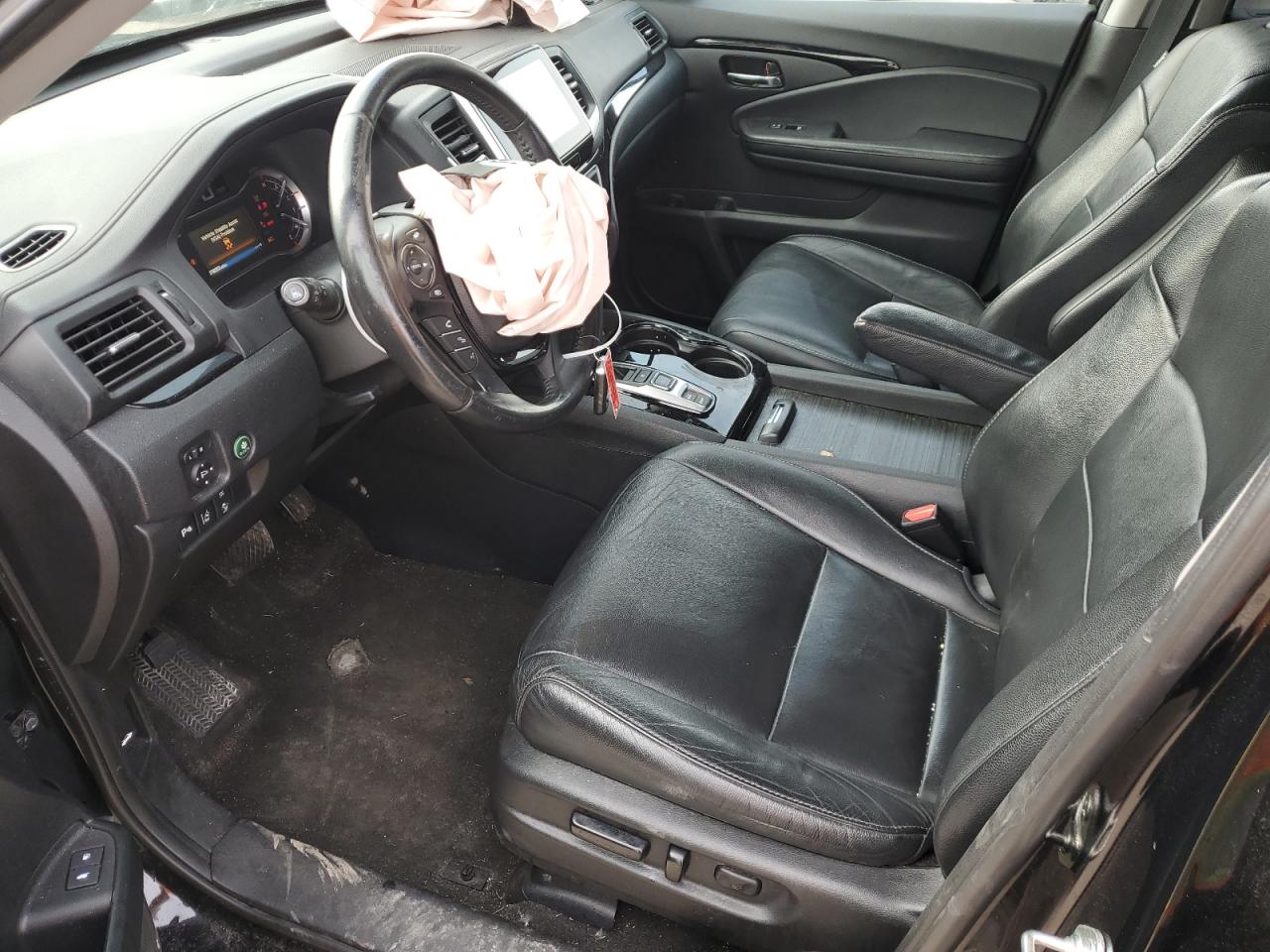 5FNYF6H92JB003802 2018 Honda Pilot Touring