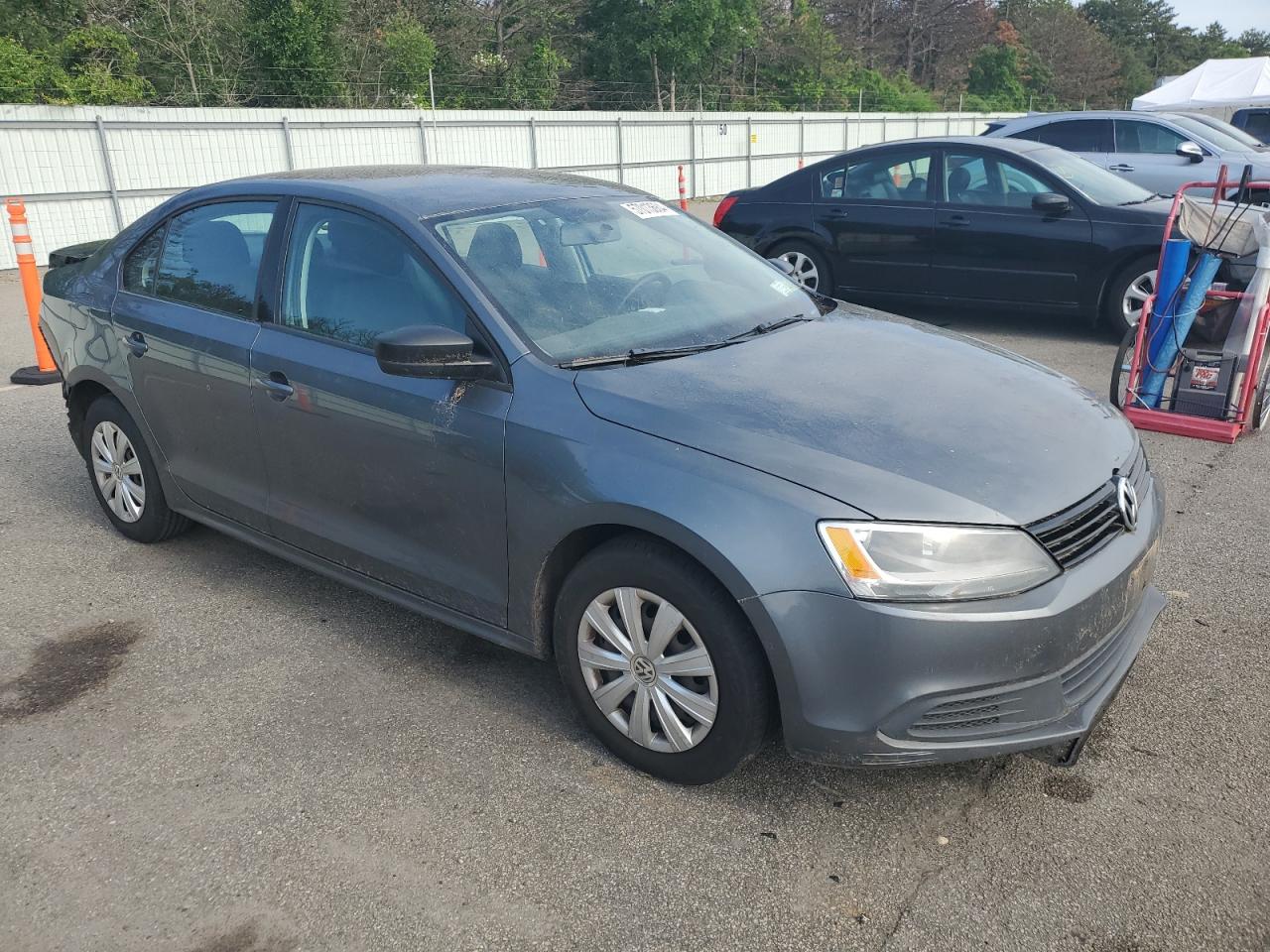 3VW2K7AJ4EM235523 2014 Volkswagen Jetta Base