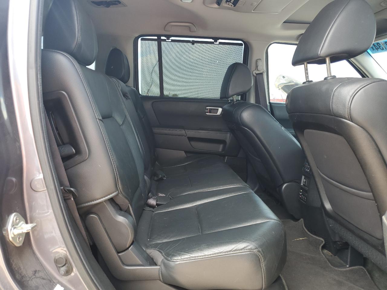 5FNYF4H98EB017763 2014 Honda Pilot Touring