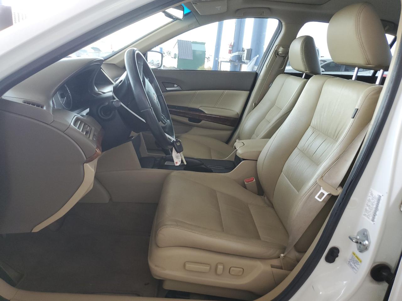 1HGCP3F89AA011938 2010 Honda Accord Exl