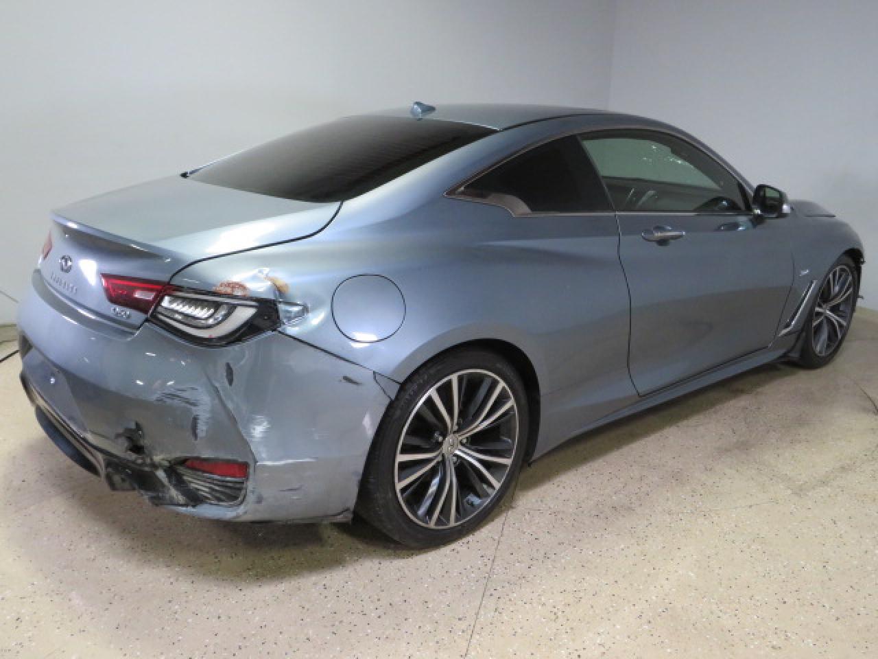 2018 Infiniti Q60 Luxe 300 vin: JN1EV7EKXJM342059