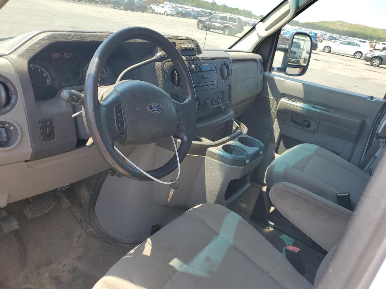 1FDWE3FL6DDA92515 2013 Ford Econoline E350 Super Duty Cutaway Van