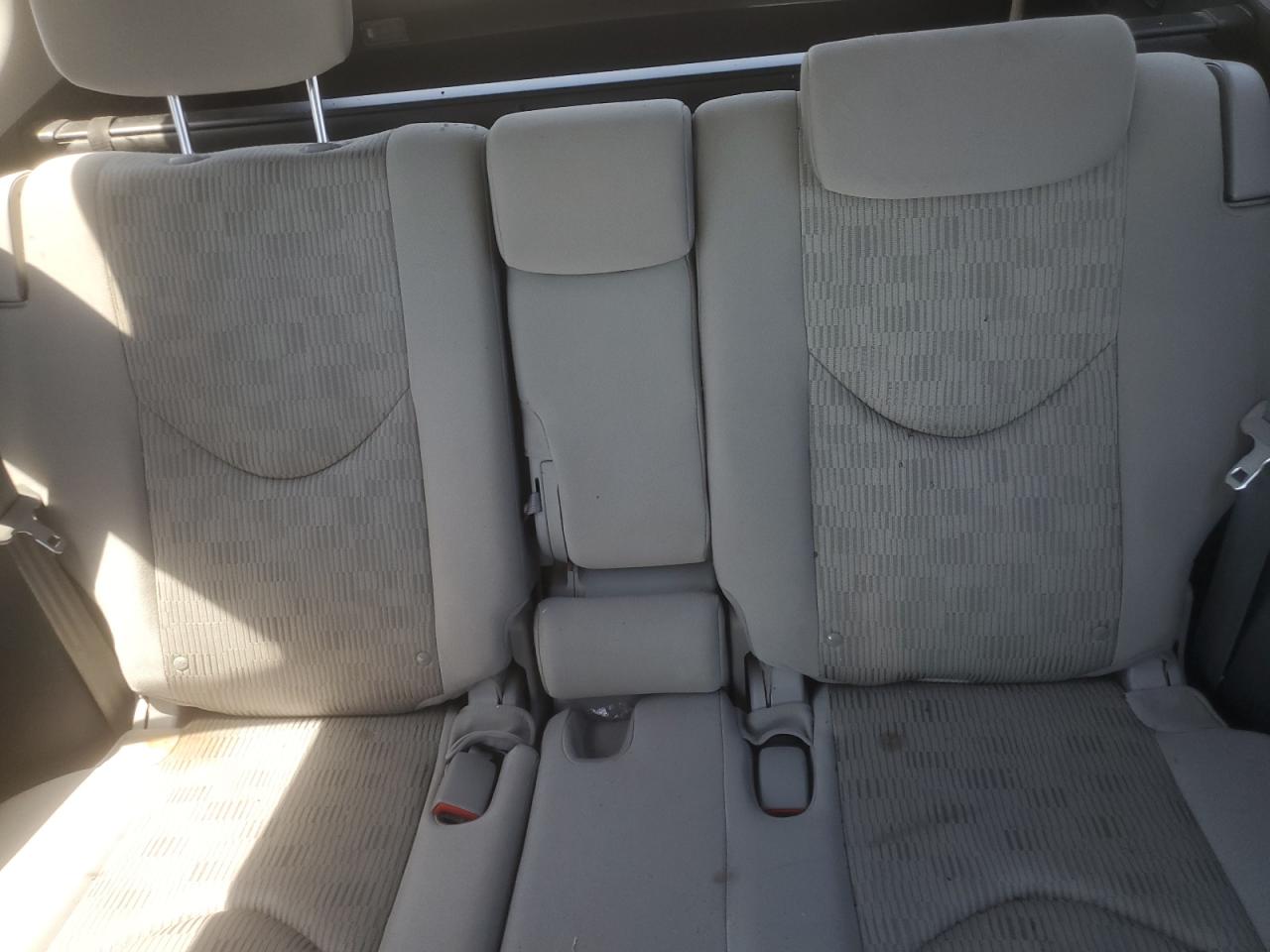 2T3ZF4DV0BW057851 2011 Toyota Rav4