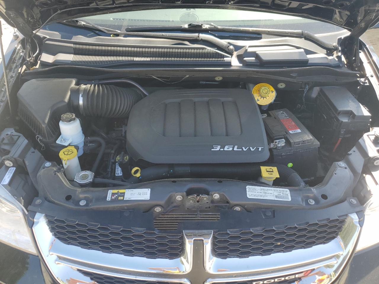 2C4RDGCG6JR207223 2018 Dodge Grand Caravan Sxt