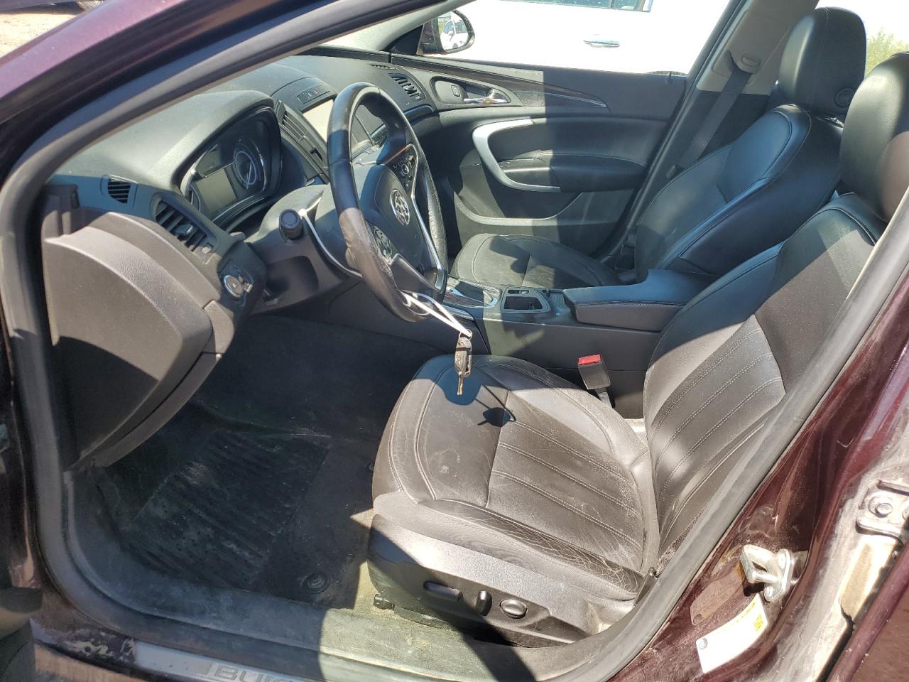 2G4GM5EXXH9114185 2017 Buick Regal