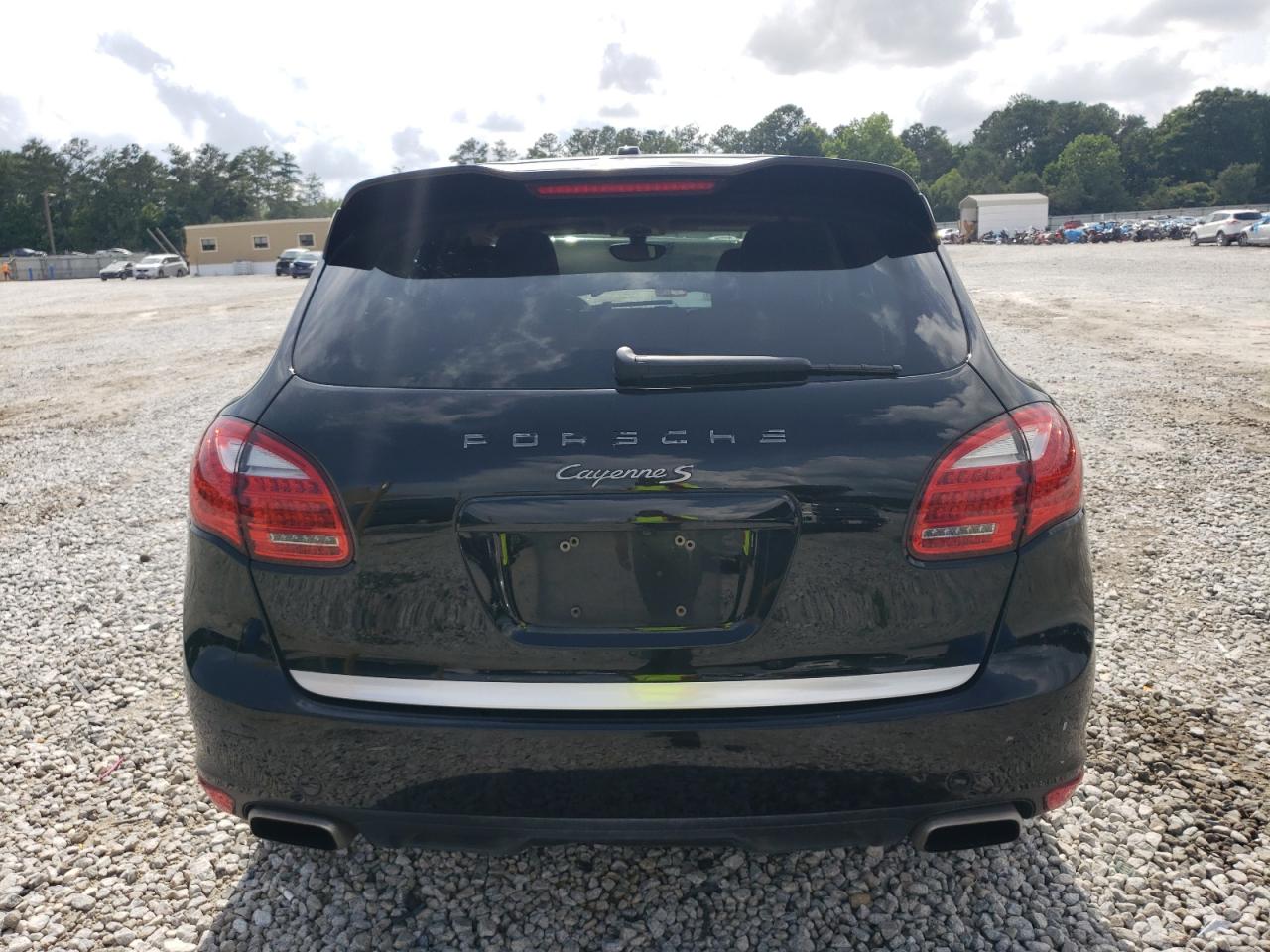 WP1AB2A29BLA51734 2011 Porsche Cayenne S