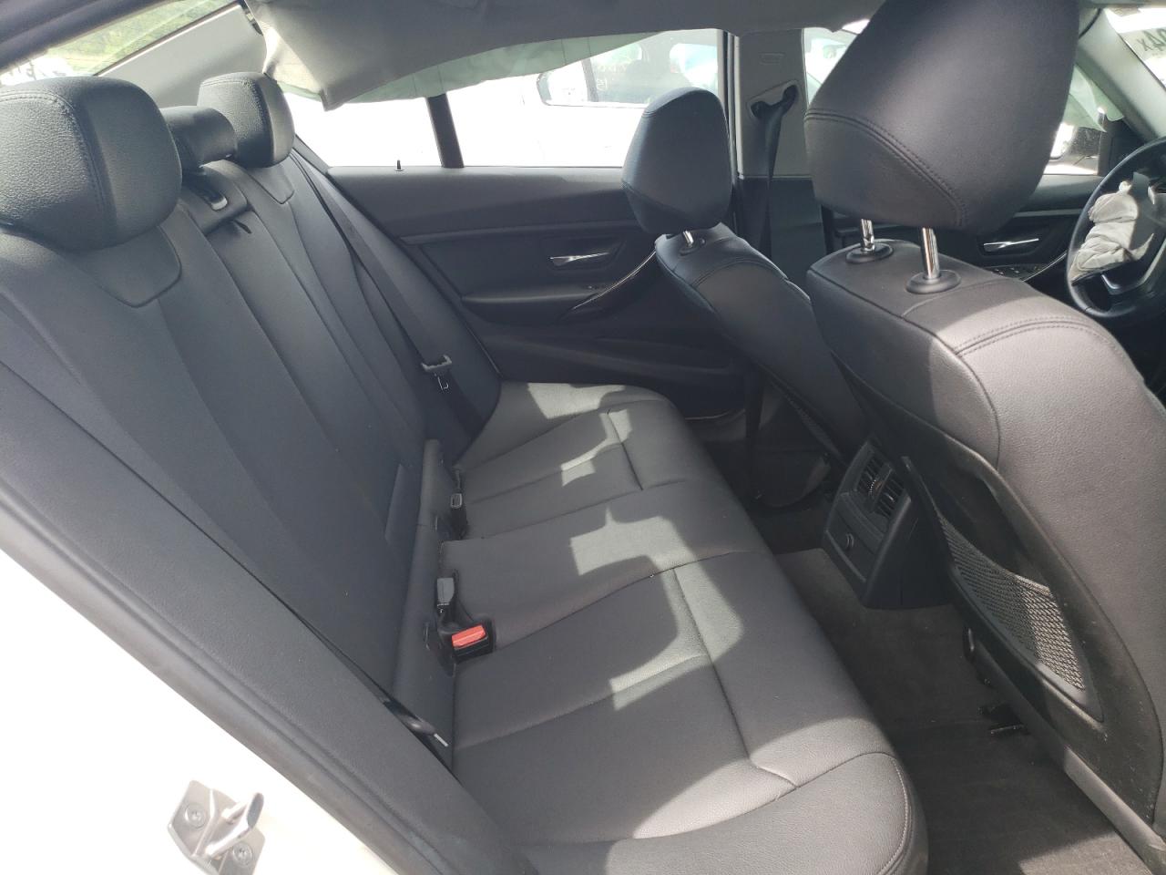 WBA3B3C52FF546284 2015 BMW 328 Xi