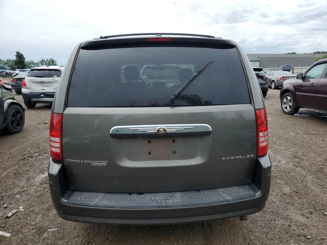 2A4RR5D10AR262616 2010 Chrysler Town & Country Touring