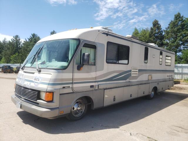 PACE MOTORHOME 1994 two tone  gas 1GBKP37N8R3322814 photo #3