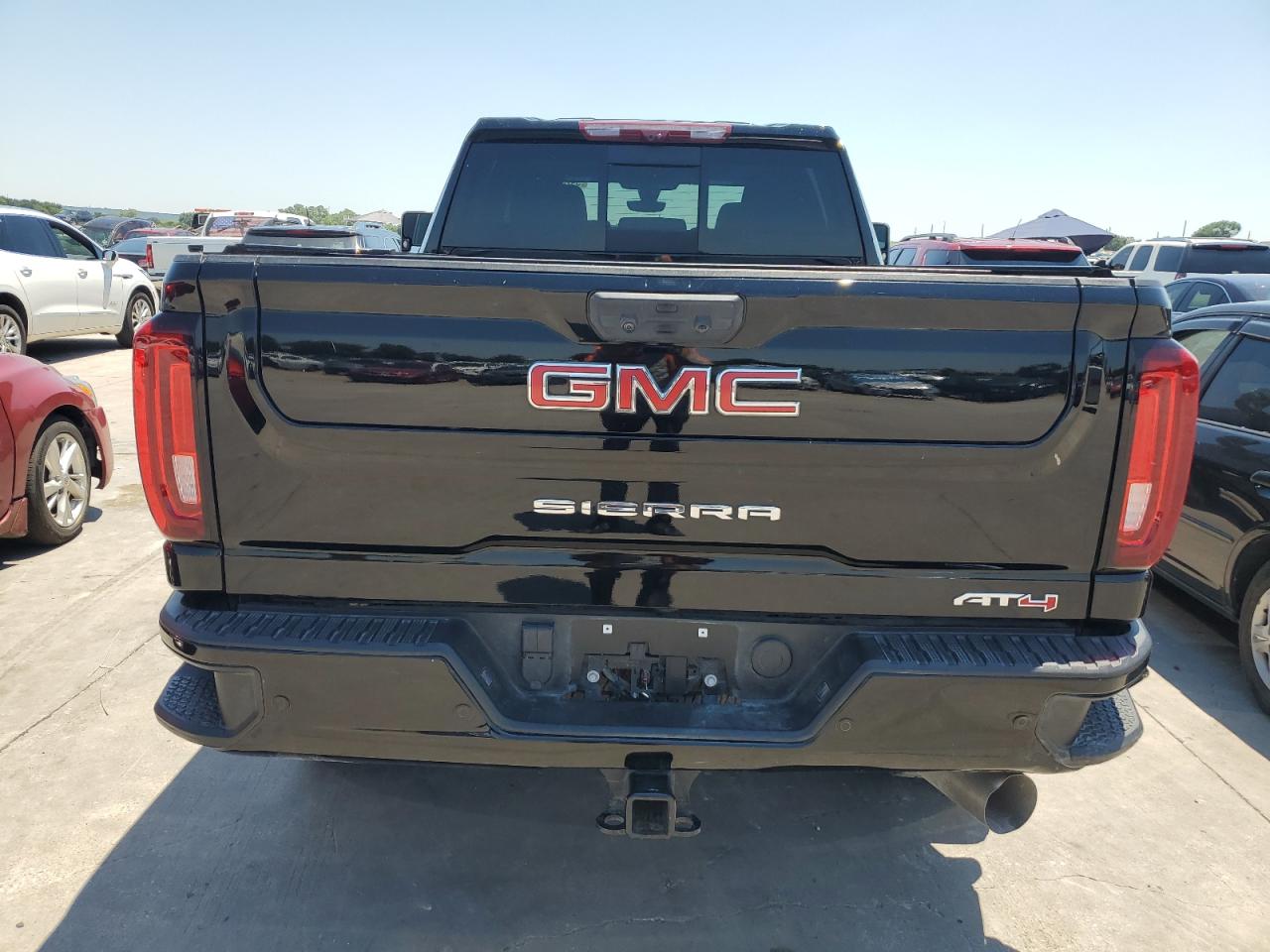 1GT49PEYXNF151043 2022 GMC Sierra K2500 At4