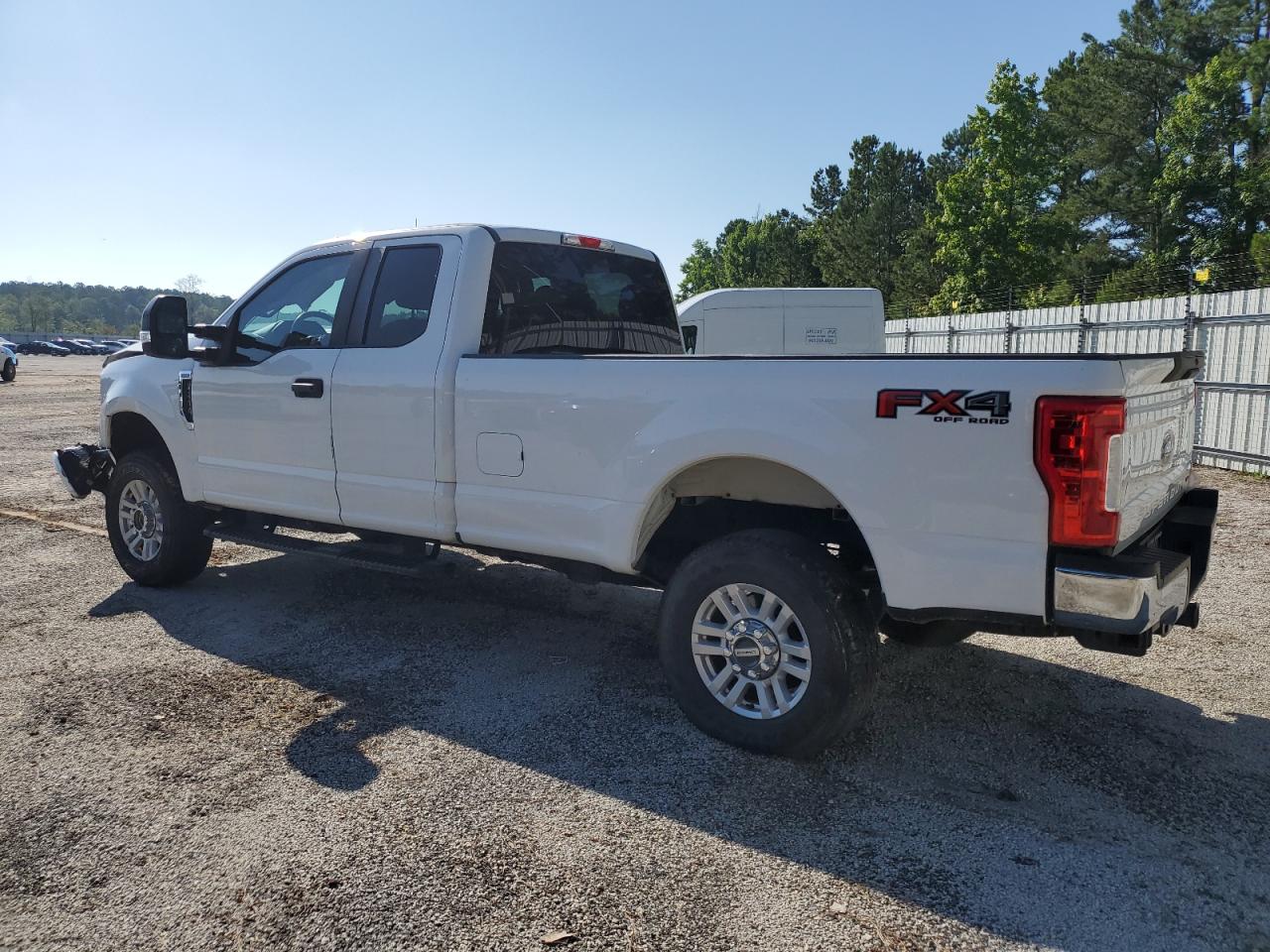 2017 Ford F250 Super Duty vin: 1FT7X2B65HED38662